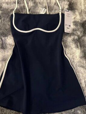 Alo Yoga Airbrush Streamlined Dress Navy